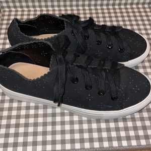 Like New Ann Taylor Sneakers black shoes size 6 cut out pattern scallop edge